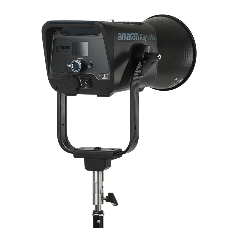 Осветитель amaran Ray 660c Осветитель amaran Ray 660c