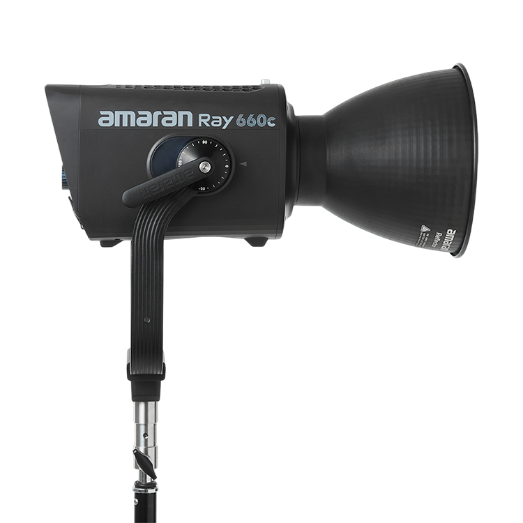 Осветитель amaran Ray 660c Осветитель amaran Ray 660c