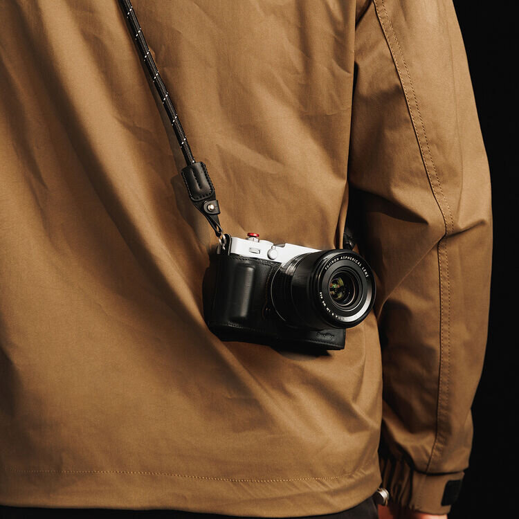 Чехол SmallRig Leather Case Kit для Fujifilm X-E5 Чёрный Чехол SmallRig Leather Case Kit для Fujifilm X-E5 Чёрный