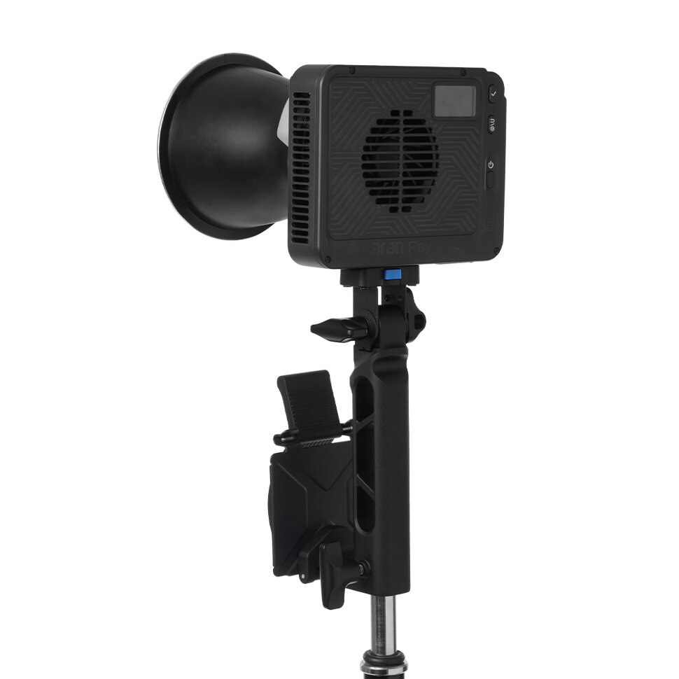 Осветитель amaran Ray 120c Осветитель amaran Ray 120c