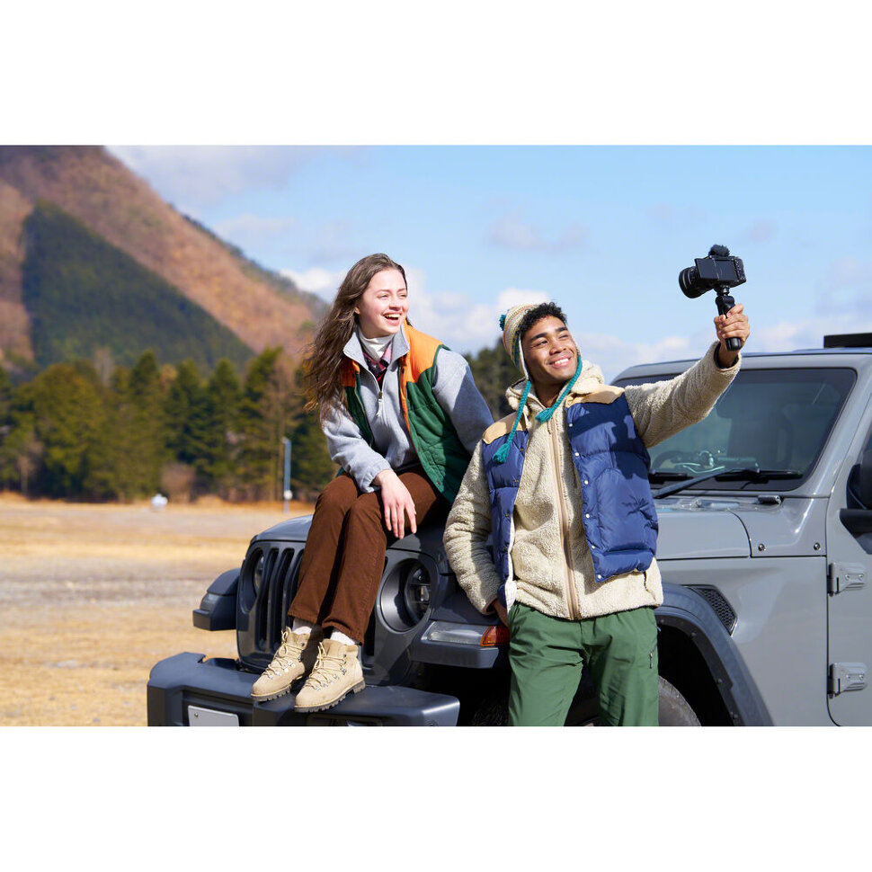 Камера Sony ZV-E1 Kit Чёрная (FE 28-60mm f/4-5.6) Камера Sony ZV-E1 Kit Чёрная (FE 28-60mm f/4-5.6)