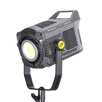 Осветитель NiceFoto FC-2000A Осветитель NiceFoto FC-2000A