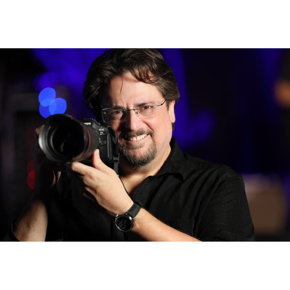 Беззеркальная камера Canon EOS R6 Mark III Body Беззеркальная камера Canon EOS R6 Mark III Body