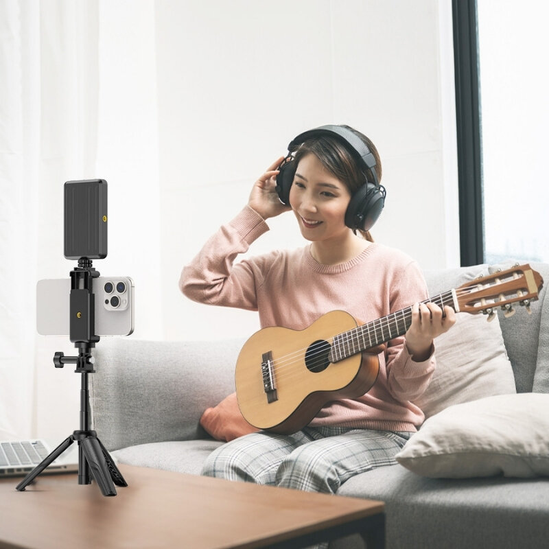 Осветитель с держателем смартфона Apexel JJ077FL Vlog Light Tripod Kit Осветитель с держателем смартфона Apexel JJ077FL Vlog Light Tripod Kit