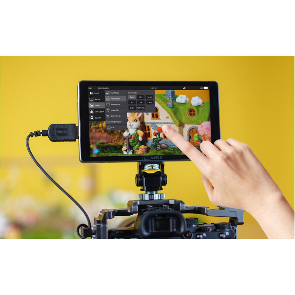 Операторский монитор Feelworld P6XL со встроенным аккумулятором Операторский монитор Feelworld P6XL со встроенным аккумулятором