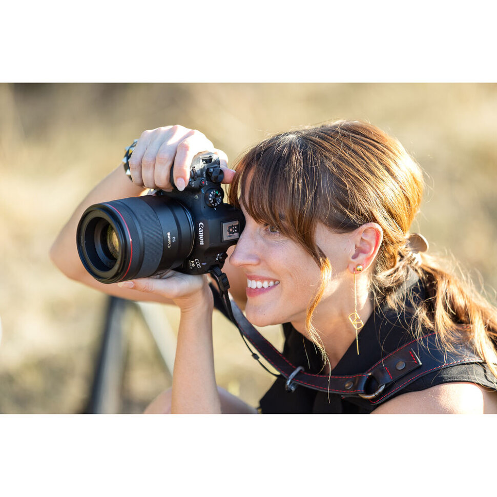 Беззеркальная камера Canon EOS R6 Mark III Kit 24-105mm F4 Беззеркальная камера Canon EOS R6 Mark III Kit 24-105mm F4