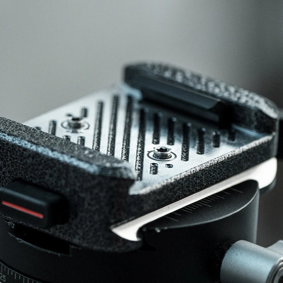 Зажим PGYTECH Arca-Type Quick Release Clamp V2 Зажим PGYTECH Arca-Type Quick Release Clamp V2