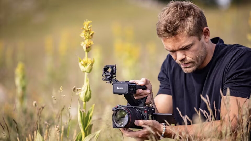 Кинокамера Canon Cinema EOS C50 Кинокамера Canon Cinema EOS C50