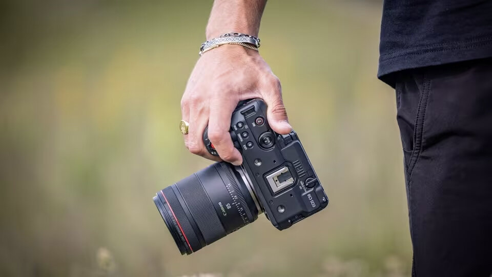 Кинокамера Canon Cinema EOS C50 Кинокамера Canon Cinema EOS C50