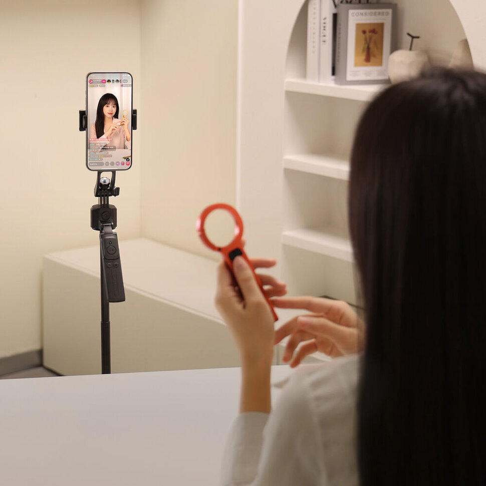 Штатив Ulanzi TT23 с автоматическим отслеживанием Штатив Ulanzi TT23 с автоматическим отслеживанием