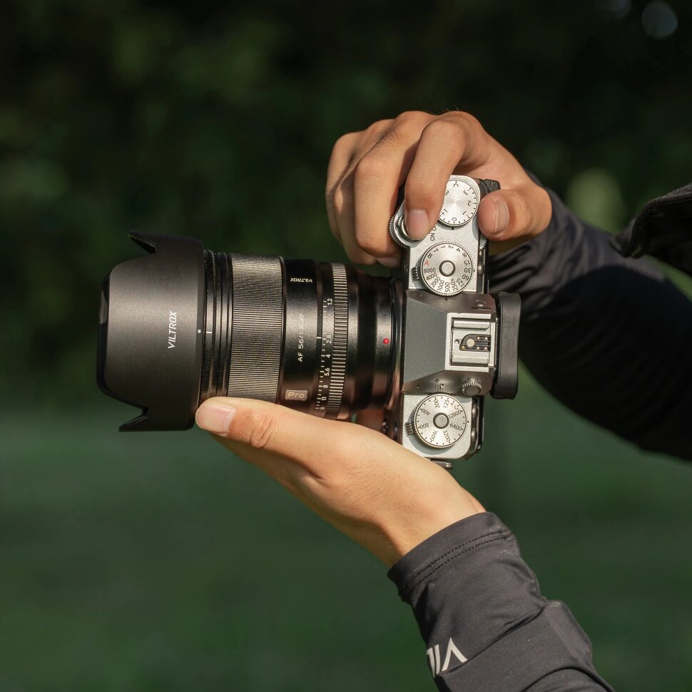 Объектив Viltrox AF 56mm F1.2 Pro APS-C Z-mount Объектив Viltrox AF 56mm F1.2 Pro APS-C Z-mount