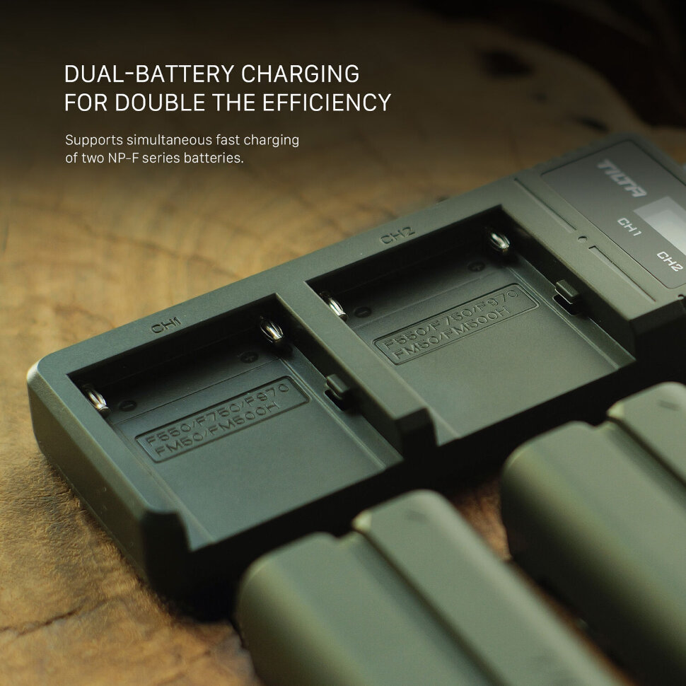 Зарядное устройство Tilta Battery Charger для NP-F Зелёное Зарядное устройство Tilta Battery Charger для NP-F Зелёное