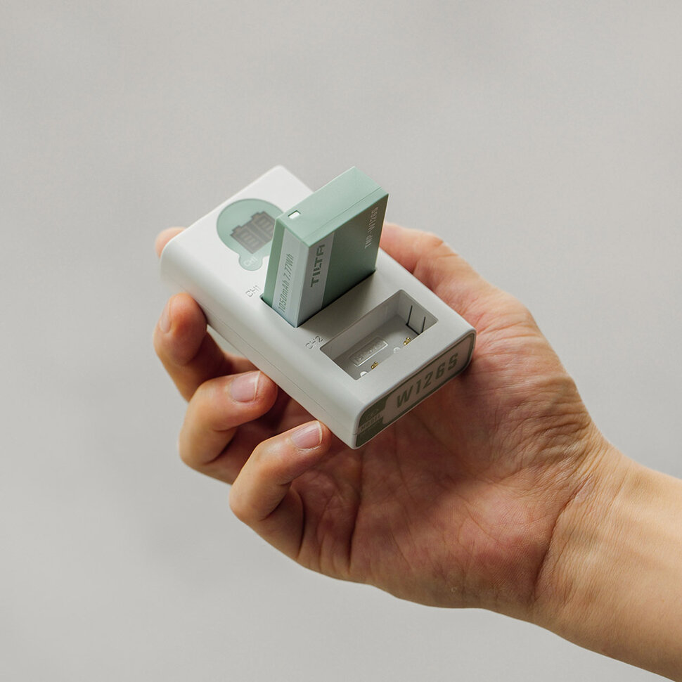 Зарядное устройство Tilta Battery Charger для NP-W126S Зелёный Зарядное устройство Tilta Battery Charger для NP-W126S Зелёный