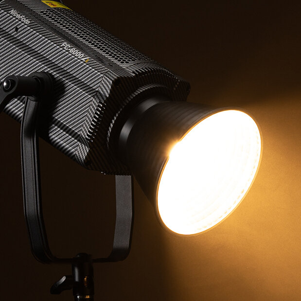 Осветитель NiceFoto FC-6000A Осветитель NiceFoto FC-6000A