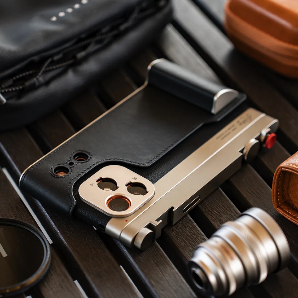 Чехол FotorGear Retro Kit для iPhone 17 Pro Чехол FotorGear Retro Kit для iPhone 17 Pro