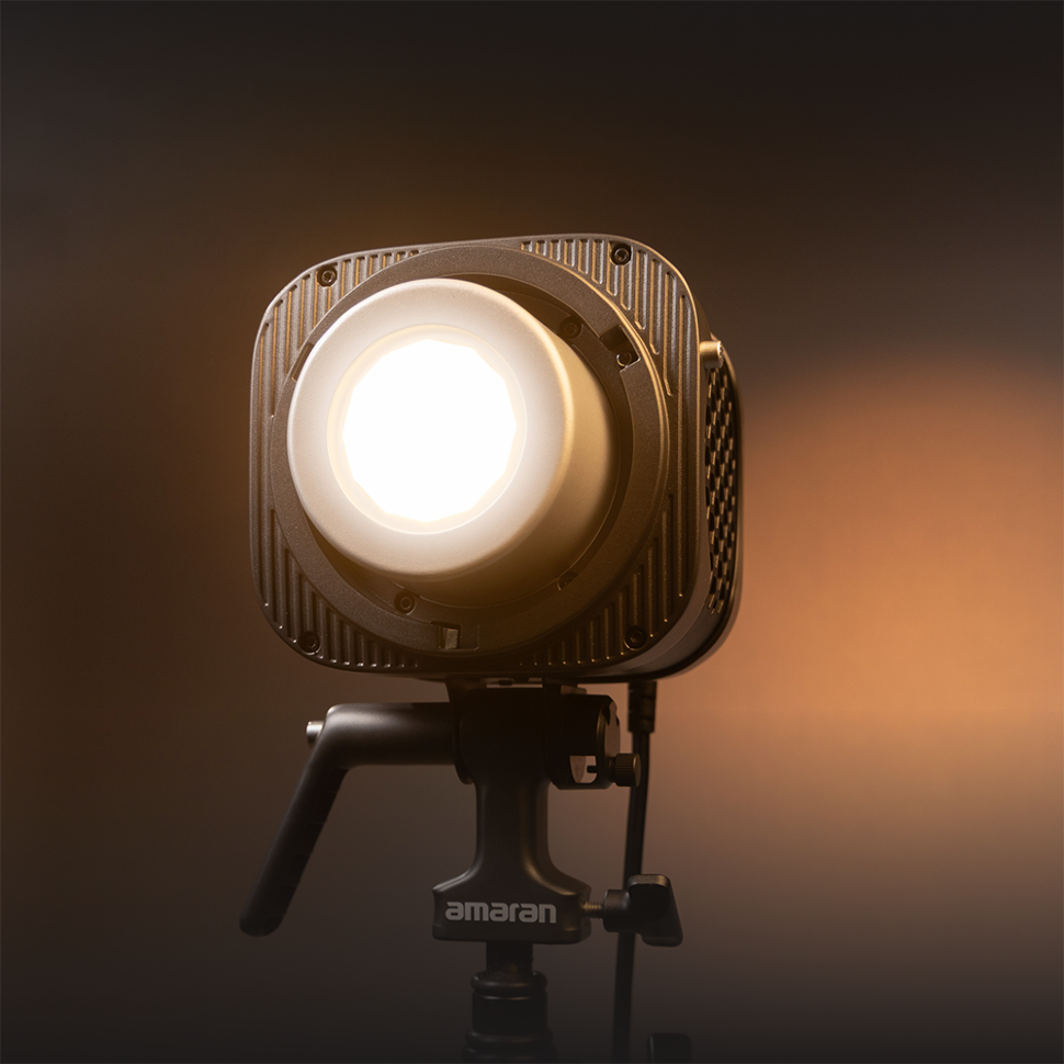 Осветитель amaran Halo 200x Осветитель amaran Halo 200x