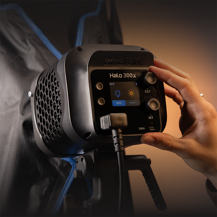 Осветитель amaran Halo 300x Осветитель amaran Halo 300x