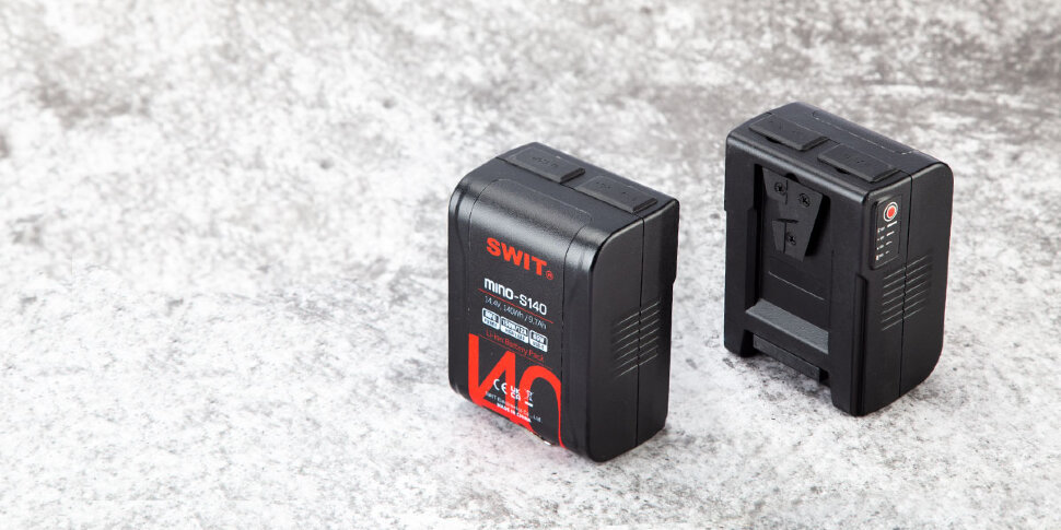 Аккумулятор SWIT MINO-S140 V-mount 140Wh Аккумулятор SWIT MINO-S140 V-mount 140Wh