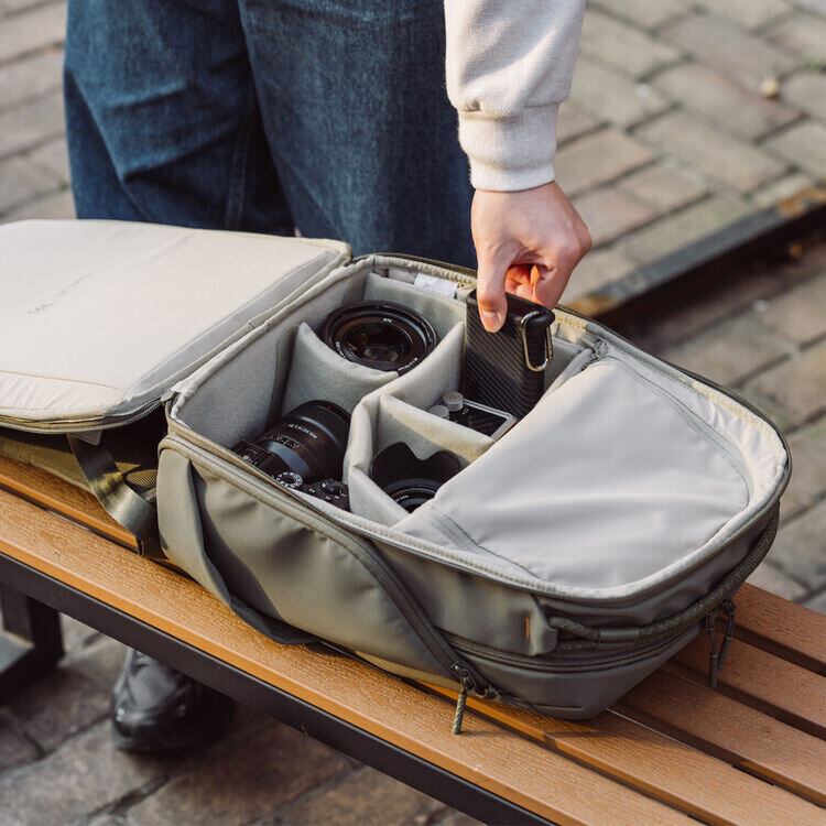 Рюкзак PGYTECH OneGo Lite 12L Кремовый Рюкзак PGYTECH OneGo Lite 12L Кремовый