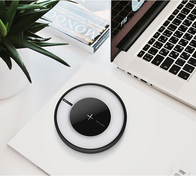 Беспроводная зарядка Nillkin Magic Disk 4 Белая Беспроводная зарядка Nillkin Magic Disk 4 Белая