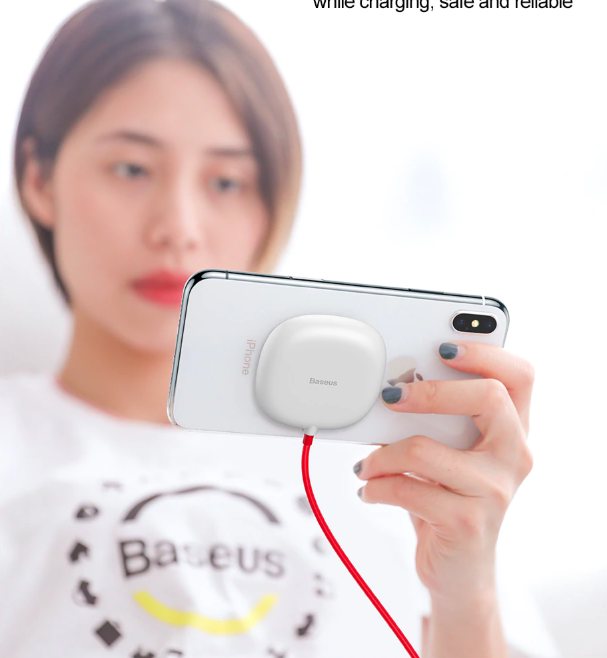 Беспроводная зарядка на присоске Baseus Suction Cup Белая Беспроводная зарядка на присоске Baseus Suction Cup Белая