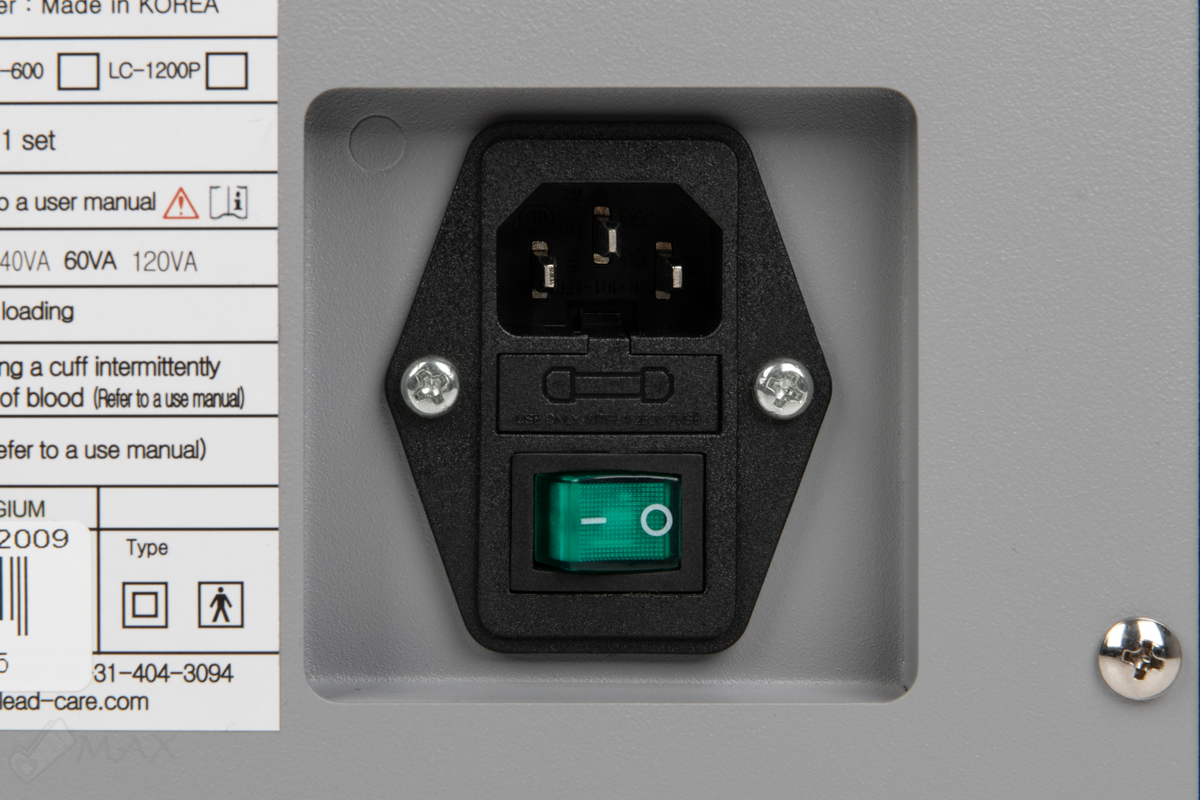 Lead Care LC-600D Аппарат для прессотерапии и лимфодренажа, профессиональный (для одновременного обслуживания 2-х пациентов) Lead Care LC-600D Аппарат для прессотерапии и лимфодренажа, профессиональный (для одновременного обслуживания 2-х пациентов)